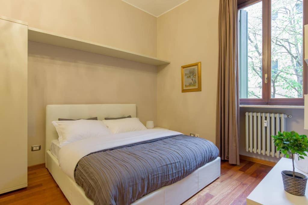 Comfortable Apartment Behind Arena Di Verona Bagian luar foto